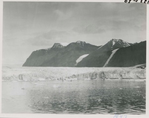 Image of Umiamako Glacier